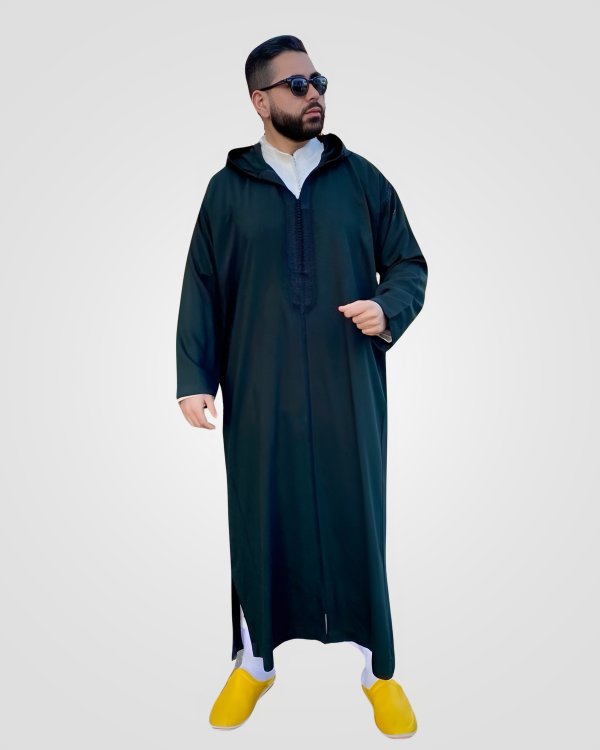 Dark green Moroccan thobe Djellaba Sousdi front view